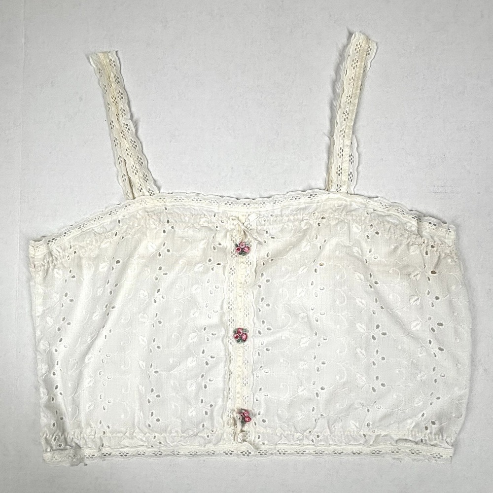 VTG Top Womens White Eyelet Cropped Cotton Roses Prairie Cottagecore Classic EUC